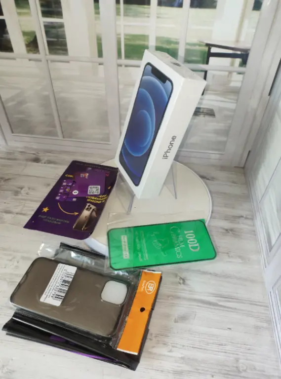 Apple Смартфон iPhone 12 mini USA 4/256 ГБ, eSIM, Nano-SIM, черный, черный матовый новинка