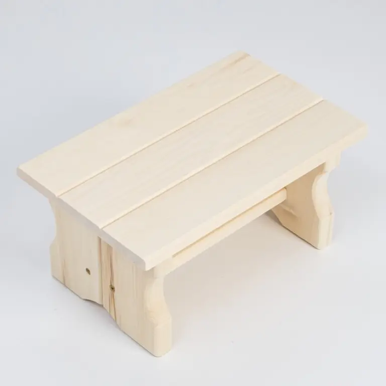 Липовые табуреты в баню оптом.