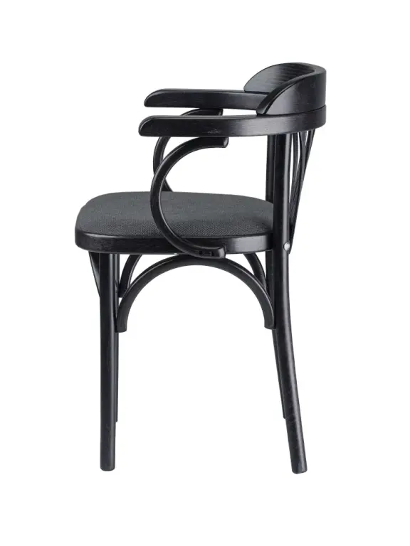 Стулья венские деревянные.