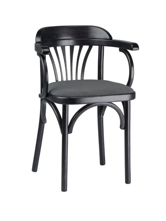 Стулья венские деревянные.